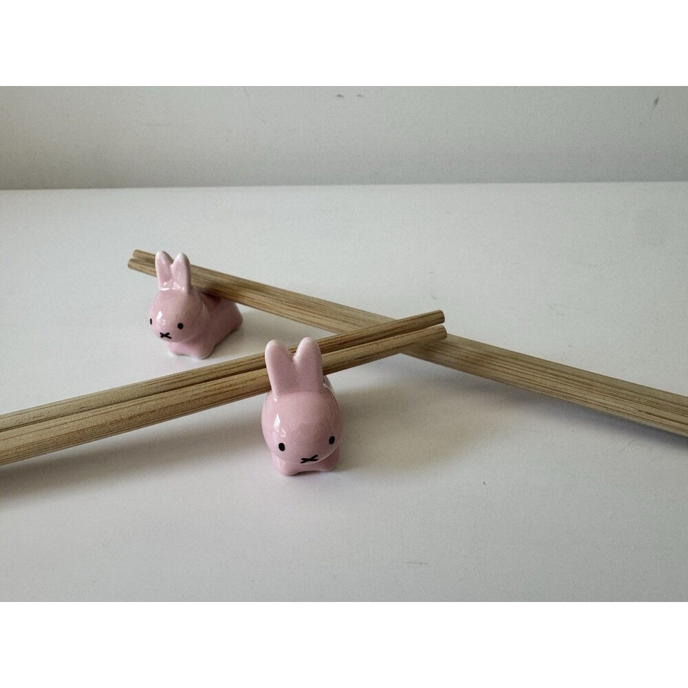 NIB Pair of Miffy Kyoto Arashiyama Limited Edition Sakura Kitchen chopstick rest